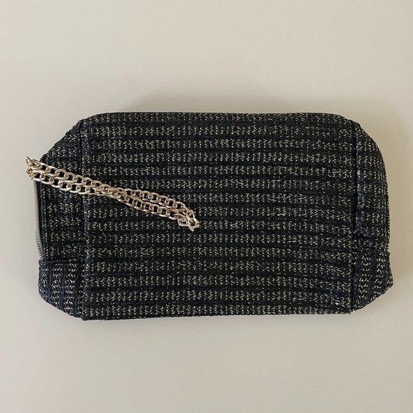 Tarte Black Chic And Sleek Cosmetic Makeup Bag Gold Chain Metallic Thread New - Picture 1 of 2